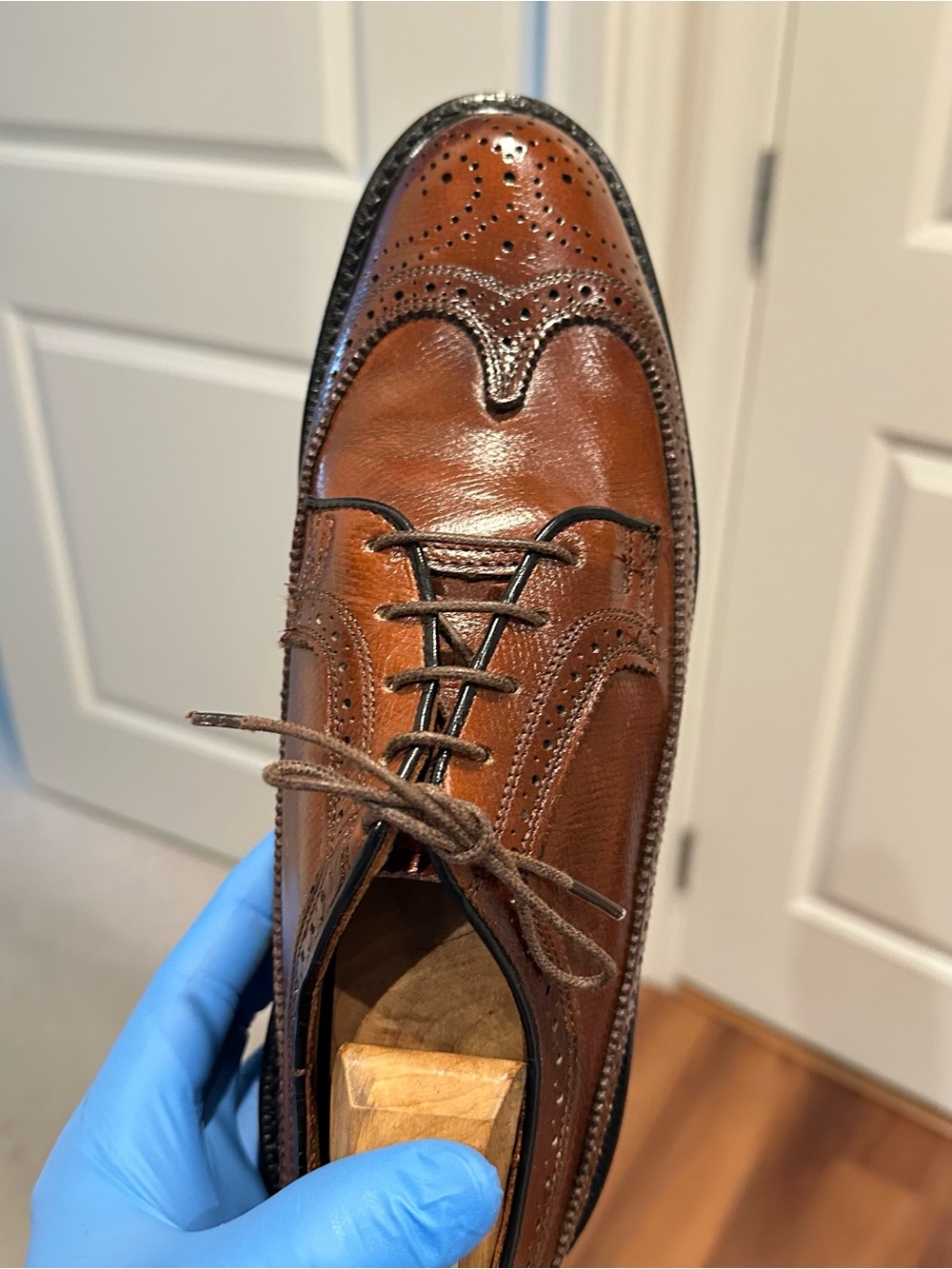 JC Penny 1970 Vintage Men's Brown Leather Wingtip Dress Shoes. - Picture 8 of 14